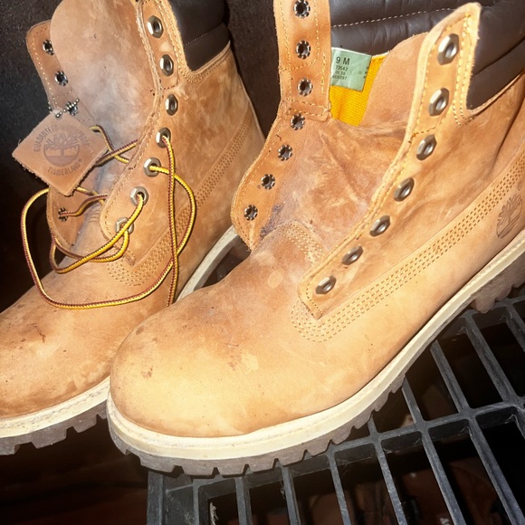 100% Waterproof 6-Inch Dark Wheat(WholeGrain) colored timberland boots. - Picture 1 of 5